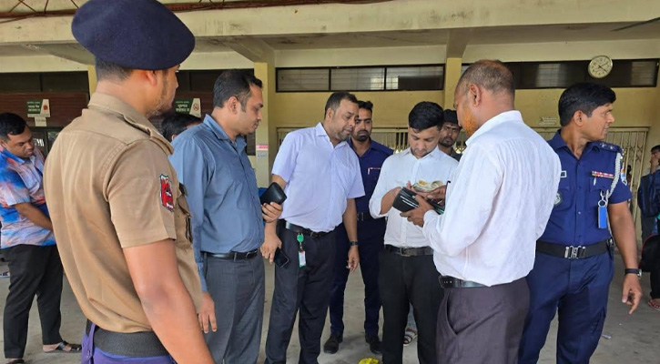শ্রীমঙ্গলে টিকিট কালোবাজারি রোধে প্রশাসনের অভিযান, জরিমানা