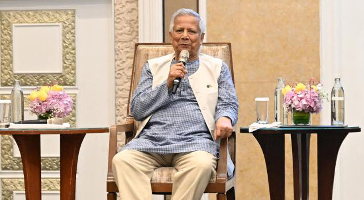 প্রবাসীদের ভোটাধিকার নিশ্চিতে কাজ করছে সরকার : প্রধান উপদেষ্টা