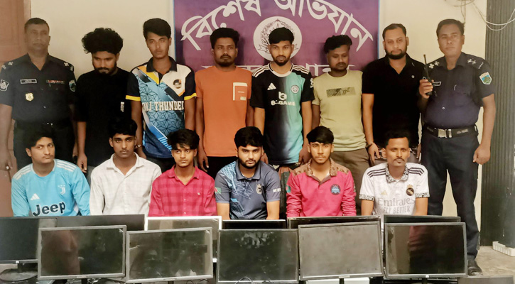 মান্দায় অনলাইন জুয়ার মূল হোতাসহ গ্রেপ্তার ১৫