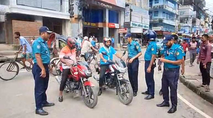 মান্দায় আইনশৃঙ্খলা নিয়ন্ত্রণে গুরুত্বপূর্ণ পয়েন্টে চেকপোস্ট