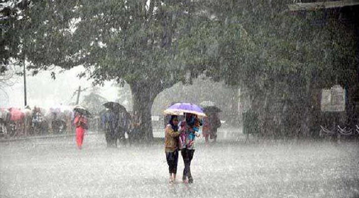 চার বিভাগে ভারী বর্ষণের সম্ভাবনা