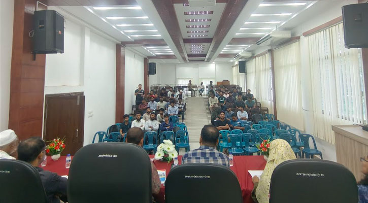 যবিপ্রবিতে রিটেক সংক্রান্ত মতবিনিময় সভায় মত চাপিয়ে দেওয়ার অভিযোগ শিক্ষার্থীদের