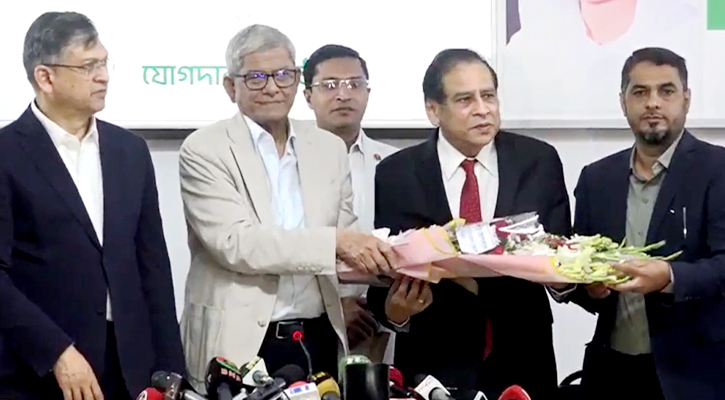 বিএনপিতে যোগ দিলেন রেজা কিবরিয়া, বললেন—‘আমি গর্বিত’