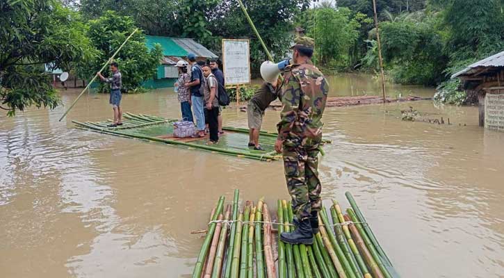 সেনাবাহিনীর সহায়তায় সাজেক ছাড়লেন আরও ৩১১ পর্যটক