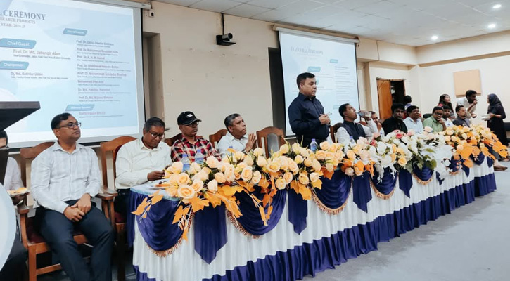 সামাজিক বিজ্ঞান অনুষদের বাৎসরিক গবেষণা সেমিনার অনুষ্ঠিত নজরুল বিশ্ববিদ্যালয়ে