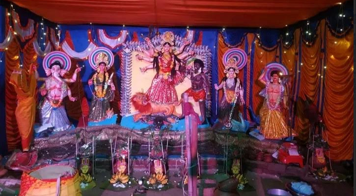 নিয়ামতপুরে পূজা মণ্ডপে বক্স বাজানোকে কেন্দ্র করে সংঘর্ষে আহত ৪, আটক ১