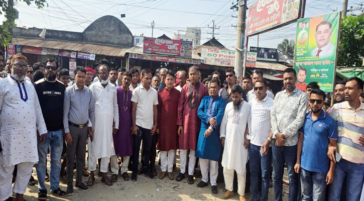 শ্রীপুরে লকডাউনের প্রভাব পড়েনি,কঠোর অবস্থানে বিএনপির নেতাকর্মী ও আইনশৃঙ্খলা বাহিনী