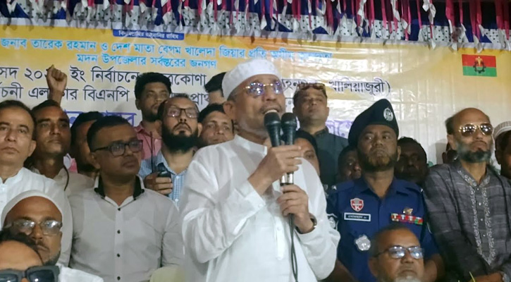 দীর্ঘ ১৭ বছর পর নির্বাচনী এলাকা গণসংযোগে ব্যস্ত লুৎফুজ্জামান বাবর
