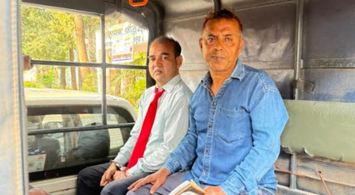 চরভদ্রাসনে ভুয়া ম্যাজিস্ট্রেট আটক