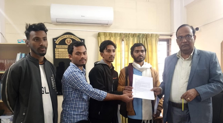 ছাত্র রাজনীতি নিষিদ্ধের দাবিতে আবারও প্রশাসনের কাছে স্মারকলিপি