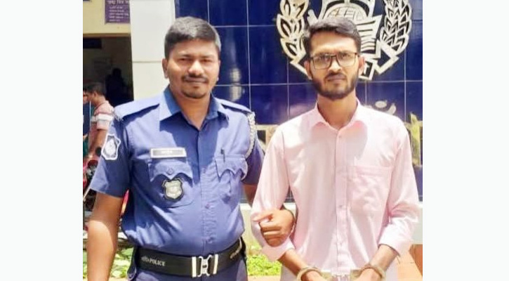 নিয়ামতপুরে নাশকতার মামলায় গ্রেপ্তার বাদশা