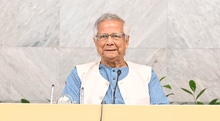 আমাদেরকে স্বনির্ভর হতে হবে: প্রধান উপদেষ্টা