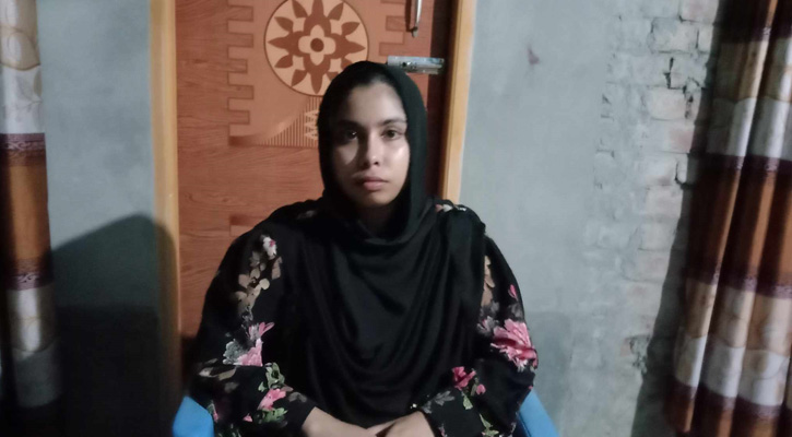 মান্দায় প্রেমিকের নানার বাড়িতে প্রেমিকার অনশন!
