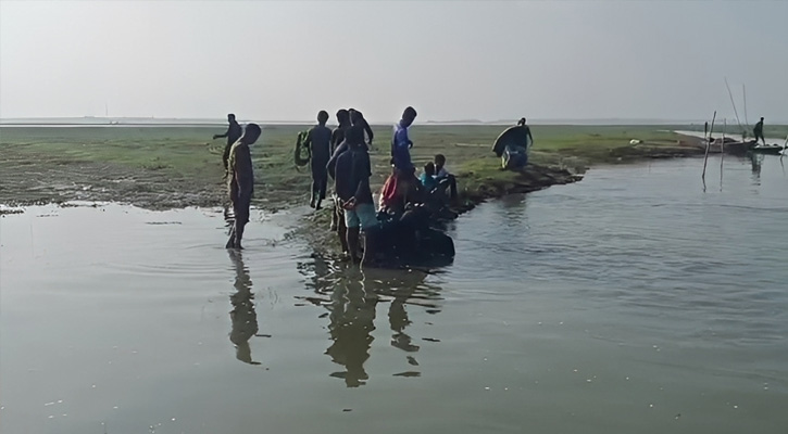 কিশোরগঞ্জের ইটনায় ধনু নদীতে মাছ ধরতে গিয়ে জেলে নিখোঁজ