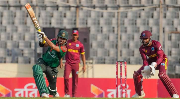 রিশাদের ক্যামিওতে ২১৪ রানের লক্ষ্য দিল বাংলাদেশ