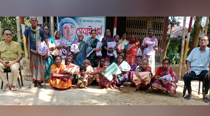 মান্দায় ‘সেবাই ধর্ম’-এর উদ্যোগে প্রান্তিক আদিবাসী ও খ্রিস্টান পরিবারের মাঝে কম্বল বিতরণ
