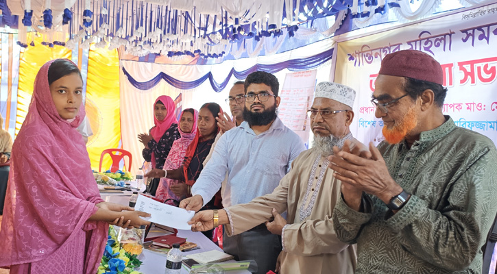 ভাঙ্গুড়ায় সিসিডিবি’র উদ্যোগে আলোচনা সভা ও কৃষি মেলা অনুষ্ঠিত