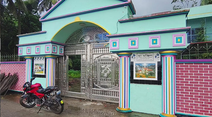 রামগঞ্জে আওয়ামী লীগ নেতার বাড়িতে হামলা, ভাঙচুর ও লুটতরাজ