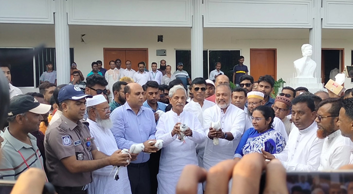 কোটালীপাড়ায় বর্ণাঢ্য আয়োজনে ১৪তম সুকান্ত মেলার উদ্বোধন
