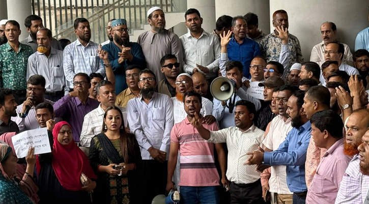 অধ্যাদেশ প্রত্যাহারের দাবিতে সচিবালয়ে আজও বিক্ষোভ