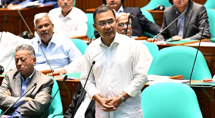 অর্থনীতিকে তিন ধাপে সাজাতে চায় সরকার: প্রধানমন্ত্রী