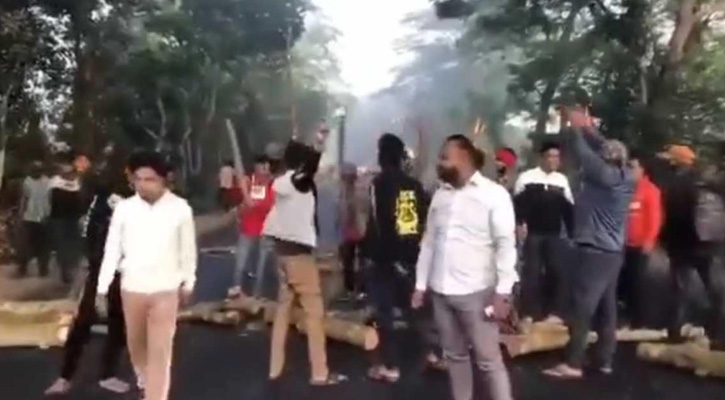 শেখ হাসিনার রায়: গোপালগঞ্জে ছাত্রলীগ-যুবলীগের বিক্ষোভ