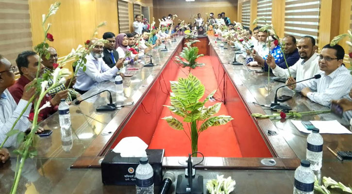 দুমকিতে এনটিআরসি’র নিয়োগপ্রাপ্ত শিক্ষকদের সংবর্ধনা