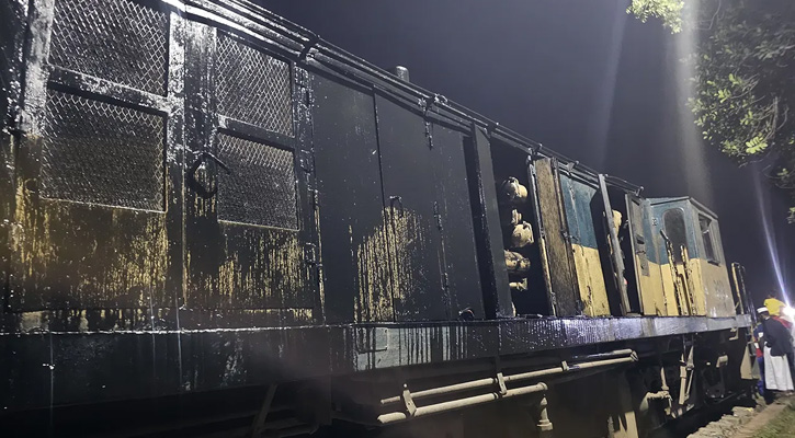 শ্রীপুরে কমিউটার ট্রেনের ইঞ্জিন বিকল, ঢাকা-ময়মনসিংহ ট্রেন চলাচল বন্ধ