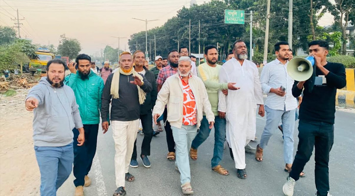 ধামরাইয়ে বিএনপির আনন্দ মিছিল ও মিষ্টি বিতরণ