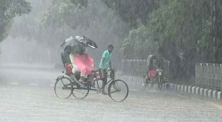 সোমবার থেকে ভারী বর্ষণের সম্ভাবনা