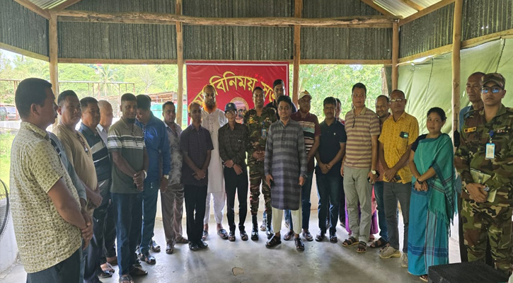 সেনাবাহিনীর উদ্যোগে বাঘাইহাট বাজার বর্জন প্রত্যাহার করেছে সাজেকবাসী