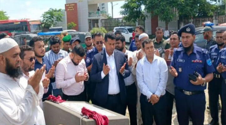 আড়াইহাজারে ইকোপার্কের ভিত্তিপ্রস্তর উদ্বোধন করলেন জেলা প্রশাসক মোঃ জাহিদুল ইসলাম মিঞা