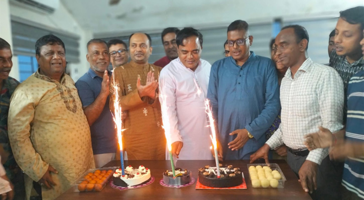 বাংলাদেশ হিন্দু বৌদ্ধ খ্রিস্টান কল্যাণ ফ্রন্টের মহাসচিব এস. এন. তরুণ দের জন্মদিন পালন
