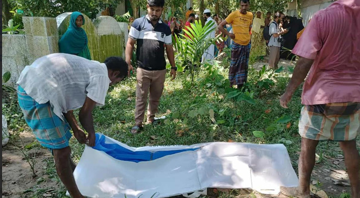 জামালপুরে আট মাস পর সাংবাদিক নূরুল হকের মরদেহ উত্তোলন