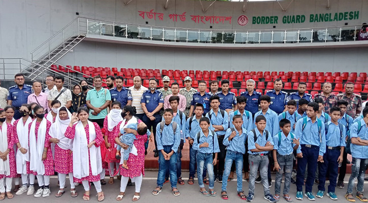 ৩৬ শিশু-কিশোর ভারতে সাজাভোগ শেষে দেশে ফিরল
