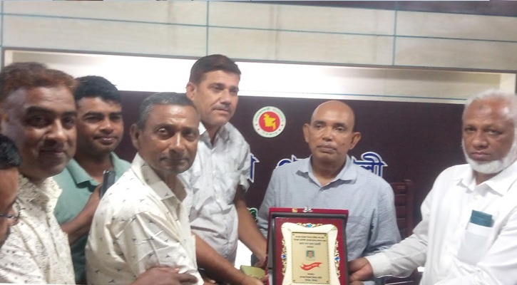 সুন্দরগঞ্জে উপজেলা প্রকৌশলীর বিদায় সংবর্ধনা
