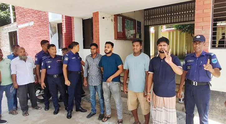 শেখ হাসিনার জন্মদিন পালন, ছাত্রলীগের ৪ নেতাকর্মী গ্রেপ্তার