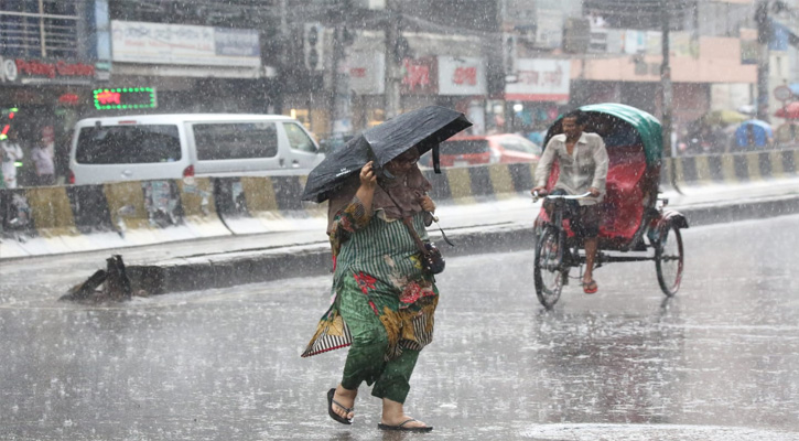 রাজধানীজুড়ে সকাল থেকে বৃষ্টি