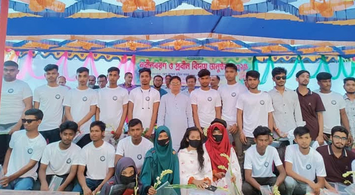 মান্দায় নবীনবরণ ও প্রবীণ বিদায় অনুষ্ঠান