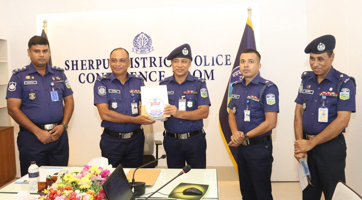 শেরপুরে পুলিশ মাসিক অপরাধ পর্যালোচনা সভা অনুষ্ঠিত