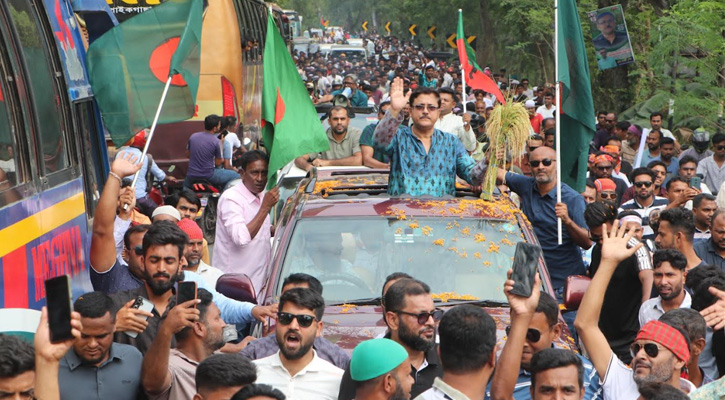 মাগুরা-১ আসনে বিএনপি‍‍`র মনোনীত প্রার্থী মনোয়ার হোসেন খানকে গণসংবর্ধনা