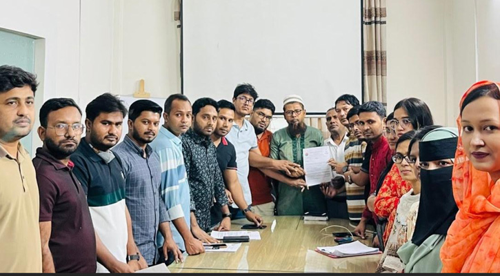 ফেয়ার জকসু নির্বাচন নিশ্চিতে ১২ দফা দাবিতে ছাত্রদলের স্মারকলিপি