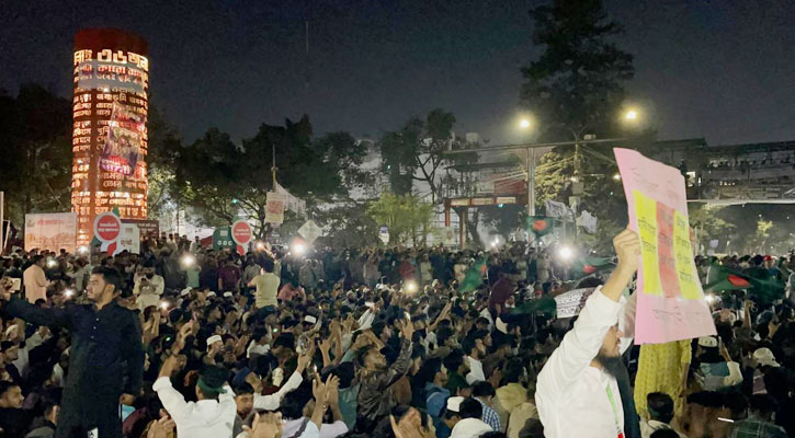 শনিবার নতুন কর্মসূচি ঘোষণা, শাহবাগ ছাড়লেন আন্দোলনকারীরা