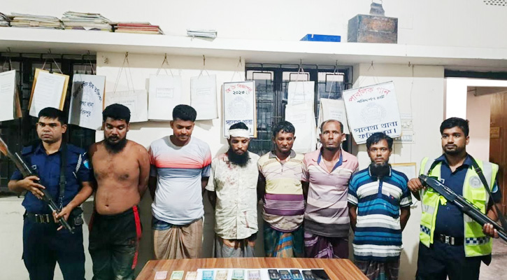 ফরিদপুরে জুয়ার আসরে যৌথ বাহিনীর অভিযান, ৬ জুয়াড়ি গ্রেপ্তার