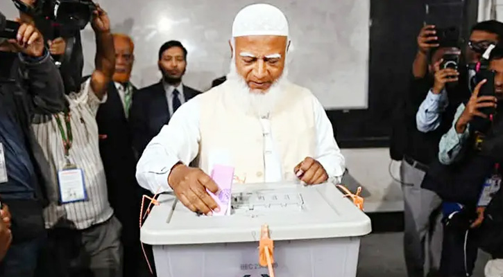 ভোট দিলেন জামায়াত আমির