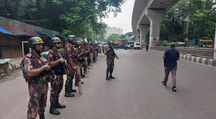ডাকসু নির্বাচন: নজিরবিহীন নিরাপত্তায় ঢাবি ক্যাম্পাস