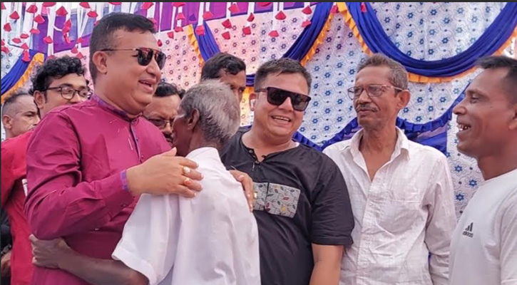 মোরেলগঞ্জে কাজী শিপনের হাতে দুই শতাধিক সনাতন ধর্মাবলম্বী বিএনপিতে যোগদান