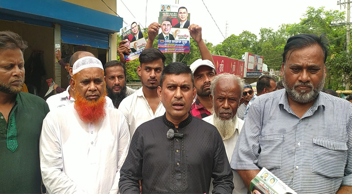 ৩১ দফার লিফলেট বিতরণ ও ধানের শীষের সমর্থনে গণসংযোগ