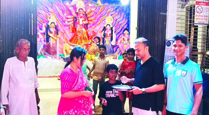 কালীগঞ্জে বিএনপি-জামায়াত ও ইউএনও’র পূজামন্ডপ পরিদর্শন