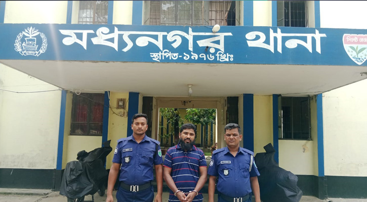 মধ্যনগরে মসজিদের ব্যাটারি চোর গ্রেপ্তার